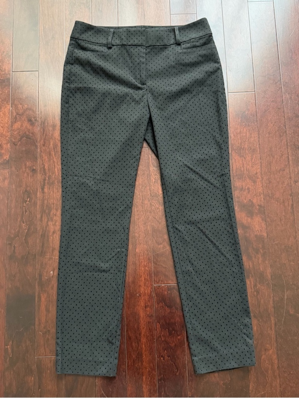 Loft Women's Black Flock Polka Dot Pants Size 4 Ankle Mid-Rise Work Business